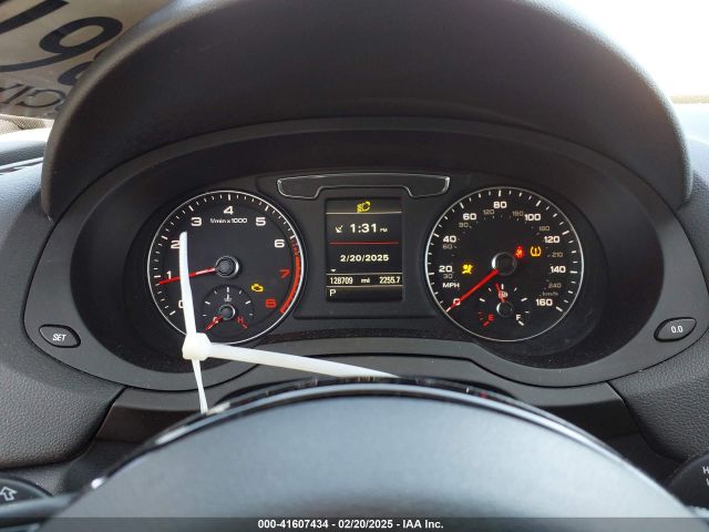WA1JCCFS9JR019286 Audi Q3 2.0t Premium/2.0t Sport Premium