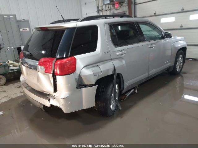 2010 GMC TERRAIN 2CTFLEEW0A6391742 Photo 3