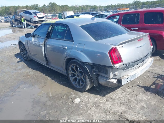 2C3CCABG1JH269551 Chrysler 2018