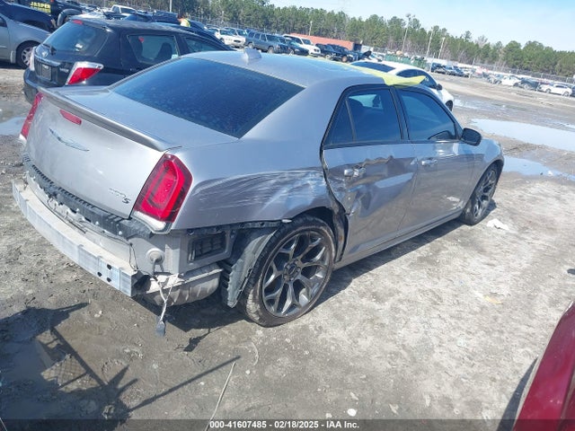 2C3CCABG1JH269551 Chrysler 2018
