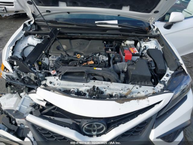 4T1G11AK6NU713742 Toyota CAMRY SE