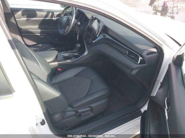 4T1G11AK6NU713742 Toyota CAMRY SE