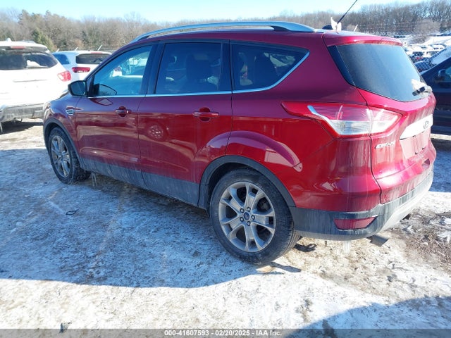 1FMCU9J90FUB01331 Ford Escape Titanium