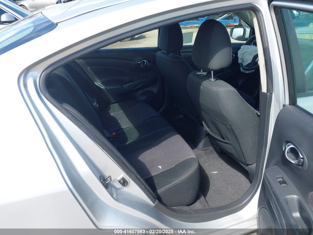 3N1CN7AP9KL839219 Nissan Versa 1.6 Sv