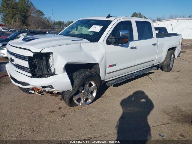 1GC1KWEY7JF109344 Chevrolet Silverado 2500hd Ltz