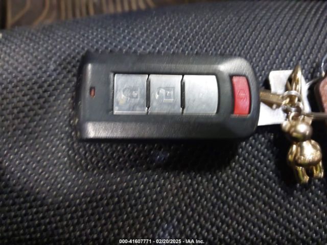 2011 MITSUBISHI OUTLANDER JA4JT5AX8BU016134 Photo 10