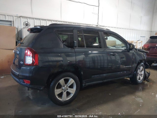 1C4NJDEB1FD333345 Jeep Compass High Altitude Edition