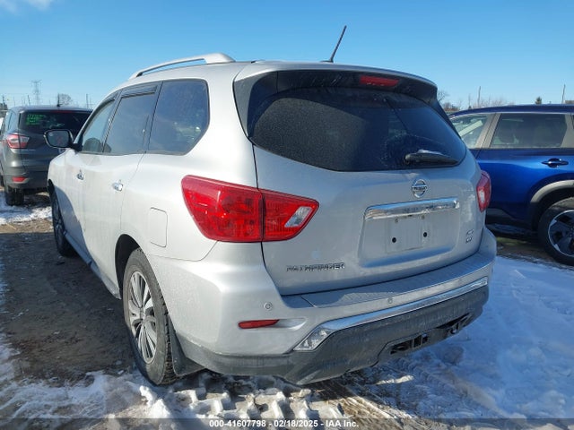 5N1DR2MM9HC678395 Nissan Pathfinder Sv