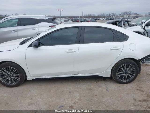 3KPF54ADXRE739563 KIA Forte Gt-line
