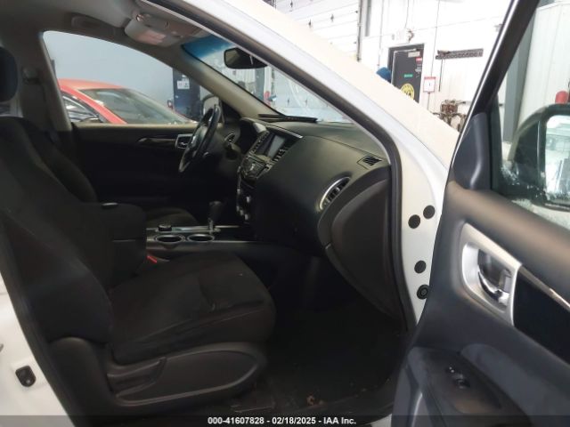 5N1AR2MM6FC710672 Nissan Pathfinder Sv