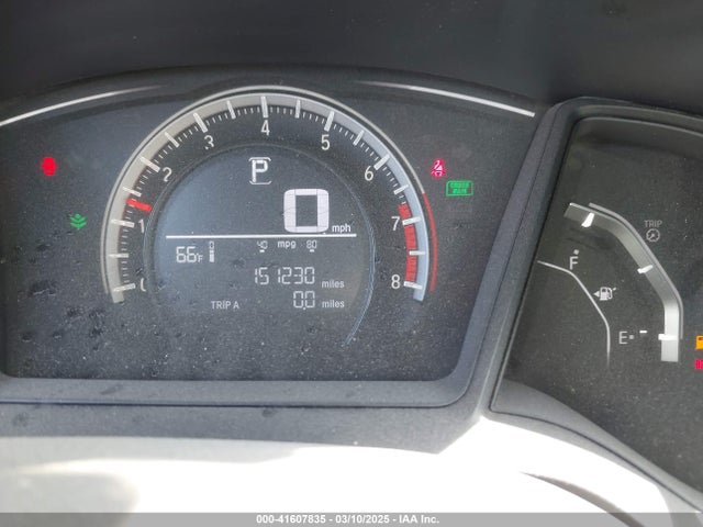 19XFC2F51GE049368 Honda Civic Lx