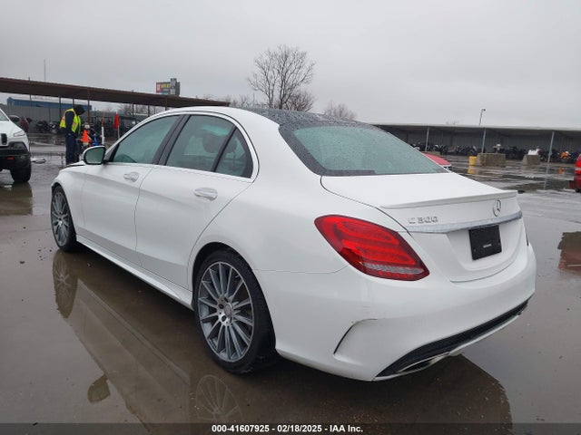 55SWF4JB4HU181230 Mercedes-Benz C 300 Luxury/sport
