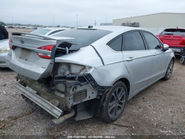 3FA6P0H7XHR228435 Ford FUSION SE