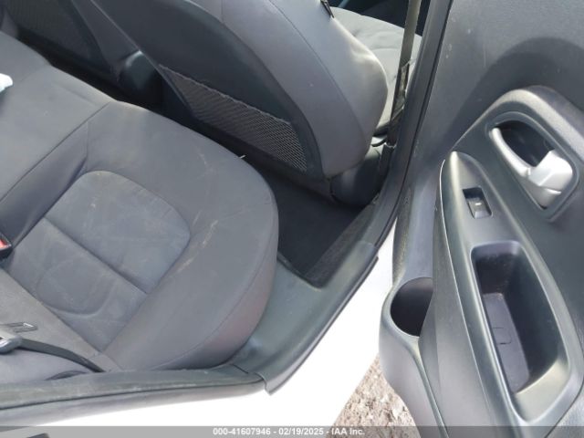 KNADM4A32F6515770 KIA RIO LX