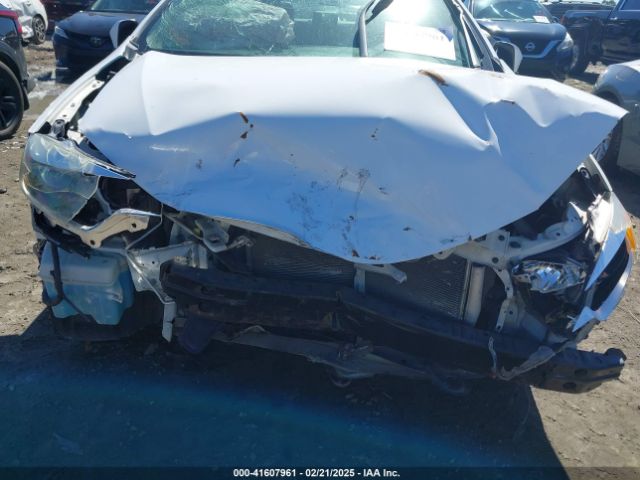 2T1BURHE5EC208051 Toyota Corolla S
