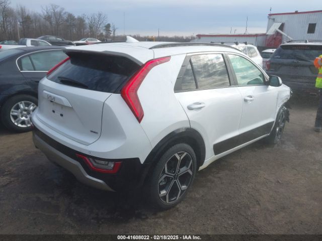 2024 KIA NIRO PLUG-IN HYBRID KNDCR3LF1R5125254 Photo 3