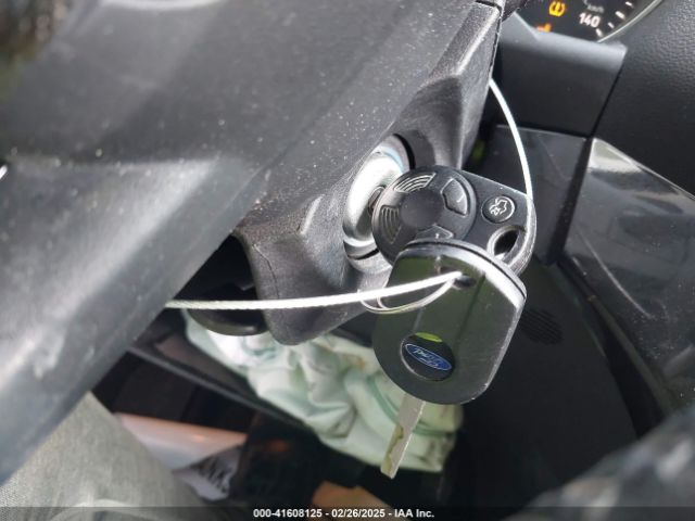 1FMCU0GD9HUA11878 Ford ESCAPE SE