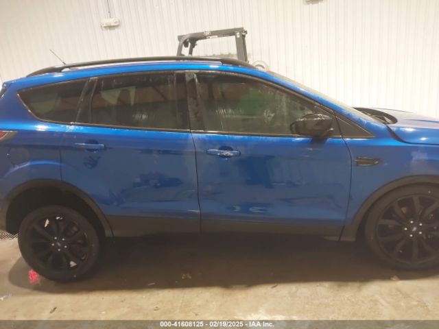 1FMCU0GD9HUA11878 Ford ESCAPE SE