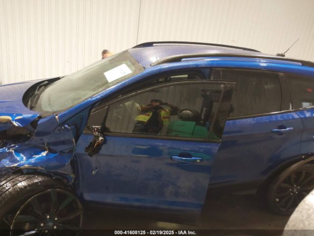 1FMCU0GD9HUA11878 Ford ESCAPE SE
