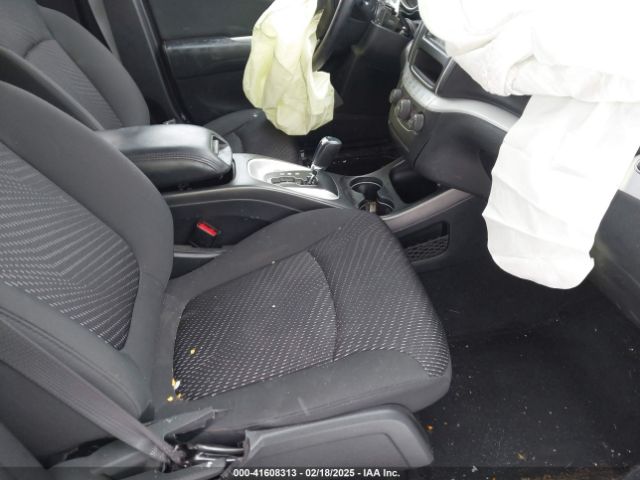 3C4PDCABXJT421393 Dodge JOURNEY SE