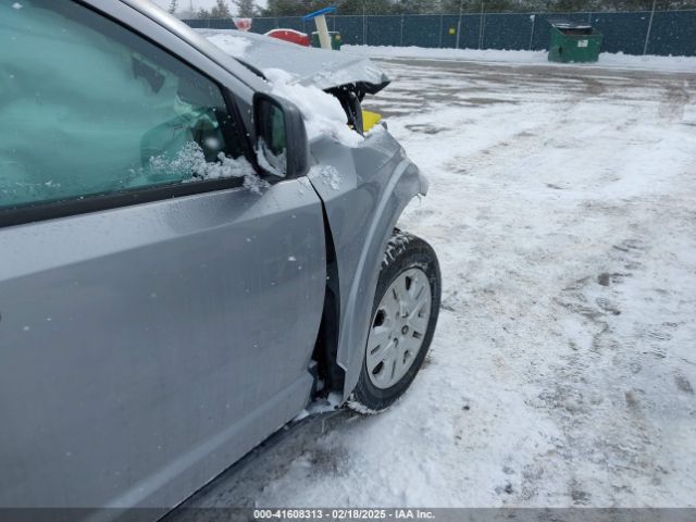 3C4PDCABXJT421393 Dodge JOURNEY SE