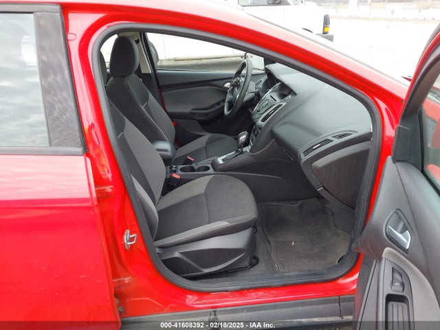 Ford FOCUS SE 2014 1FADP3K21EL283212 Image 5