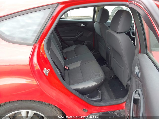 Ford FOCUS SE 2014 1FADP3K21EL283212 Image 8