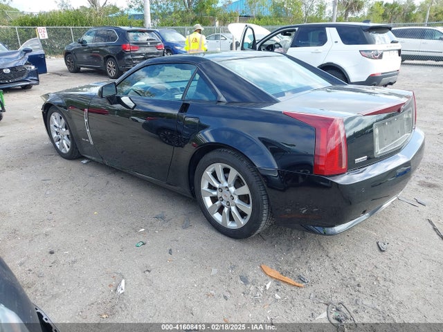 2009 CADILLAC XLR 1G6YV36A795600670 Photo 2