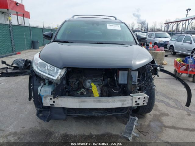 5TDJZRFH9HS482715 Toyota Highlander Xle