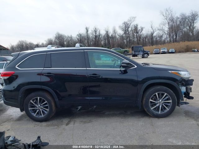 5TDJZRFH9HS482715 Toyota Highlander Xle