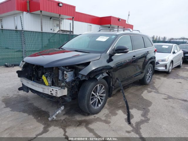 5TDJZRFH9HS482715 Toyota Highlander Xle