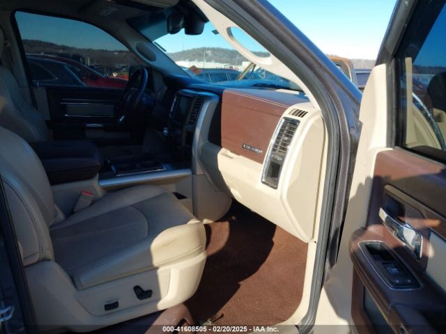 1C6RR6NT5ES229828 RAM 1500 Laramie