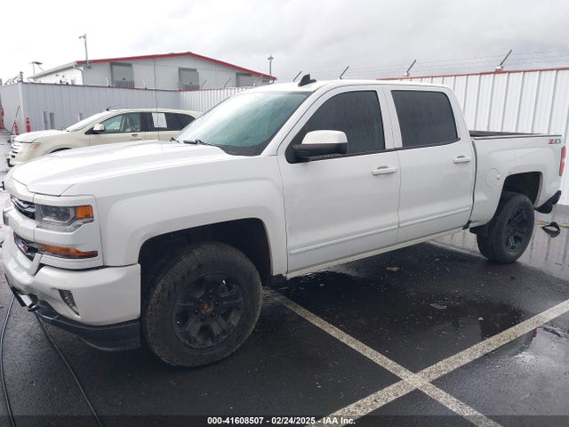 3GCUKREC5JG595959 Chevrolet Silverado 1500 2lt