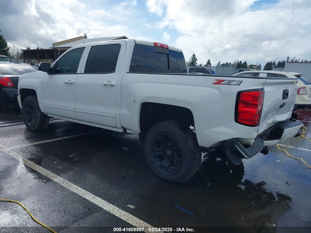 3GCUKREC5JG595959 Chevrolet Silverado 1500 2lt