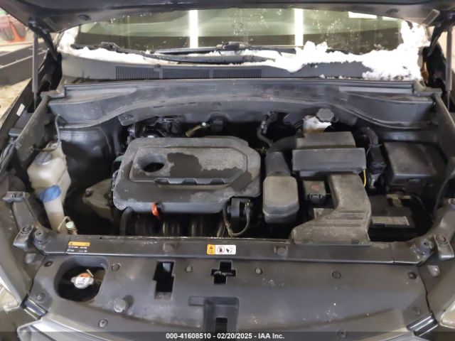 5XYZUDLB6HG415099 Hyundai Santa Fe Sport 2.4l