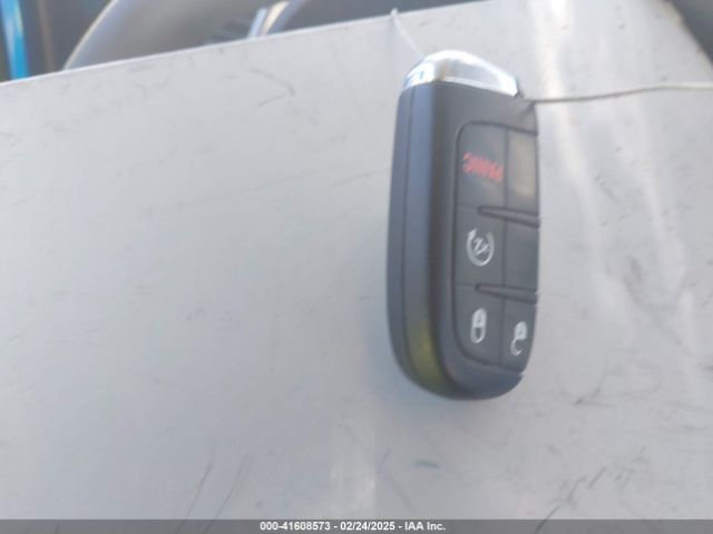 ZACNJAAB0LPM01438 Jeep Renegade Jeepster Fwd