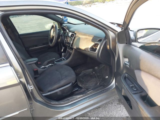2012 CHRYSLER 200 1C3CCBAB9CN191817 Photo 4