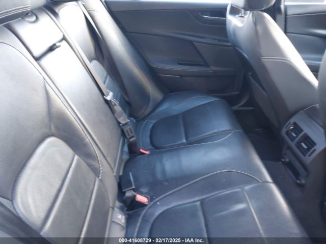 2018 JAGUAR XE SAJAM4FVXJCP21835 Photo 7