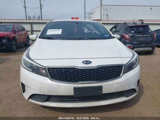 3KPFK4A75HE036440 KIA FORTE LX