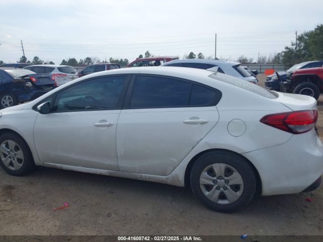 3KPFK4A75HE036440 KIA FORTE LX