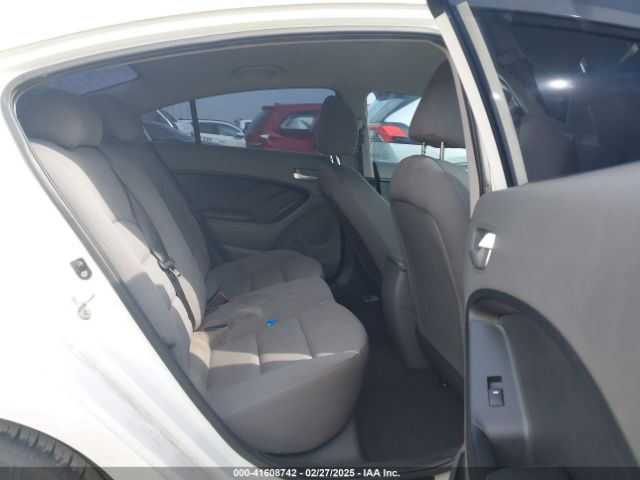 3KPFK4A75HE036440 KIA FORTE LX