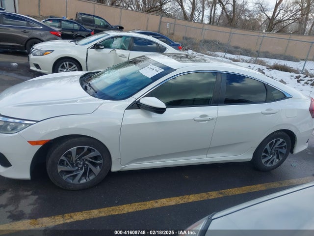 Honda CIVIC EX 2018 19XFC2F7XJE038930 Image 14