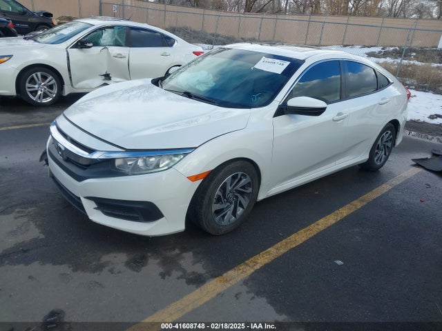 Honda CIVIC EX 2018 19XFC2F7XJE038930 Image 2