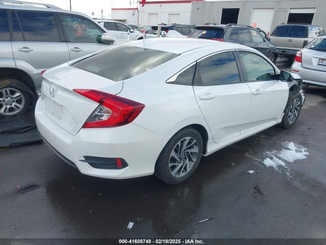 Honda CIVIC EX 2018 19XFC2F7XJE038930 Image 4
