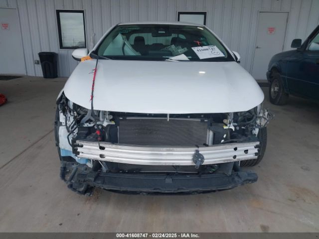 5YFEPMAEXNP275178 Toyota COROLLA LE