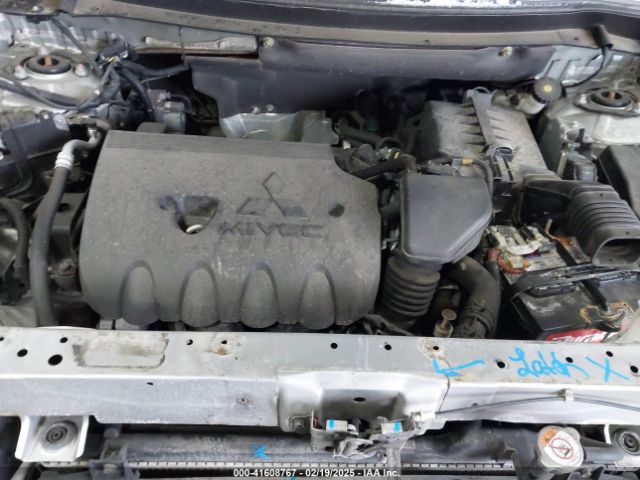 JA4AD3A39LZ043104 Mitsubishi Outlander Le 2.4