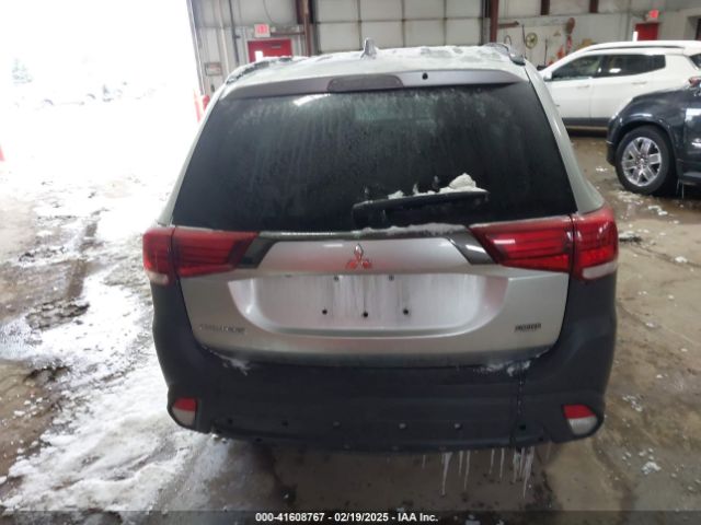 JA4AD3A39LZ043104 Mitsubishi Outlander Le 2.4