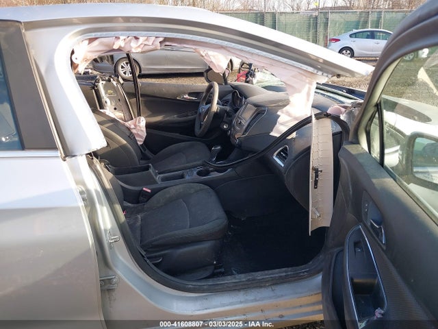 1G1BE5SM1J7191548 Chevrolet Cruze Lt Auto