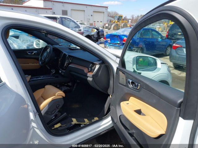 YV4102DL2L1429091 Volvo Xc60 T5 Inscription