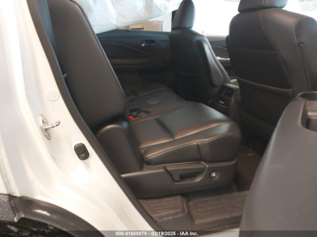 5FNYF6H92HB032873 Honda Pilot Touring